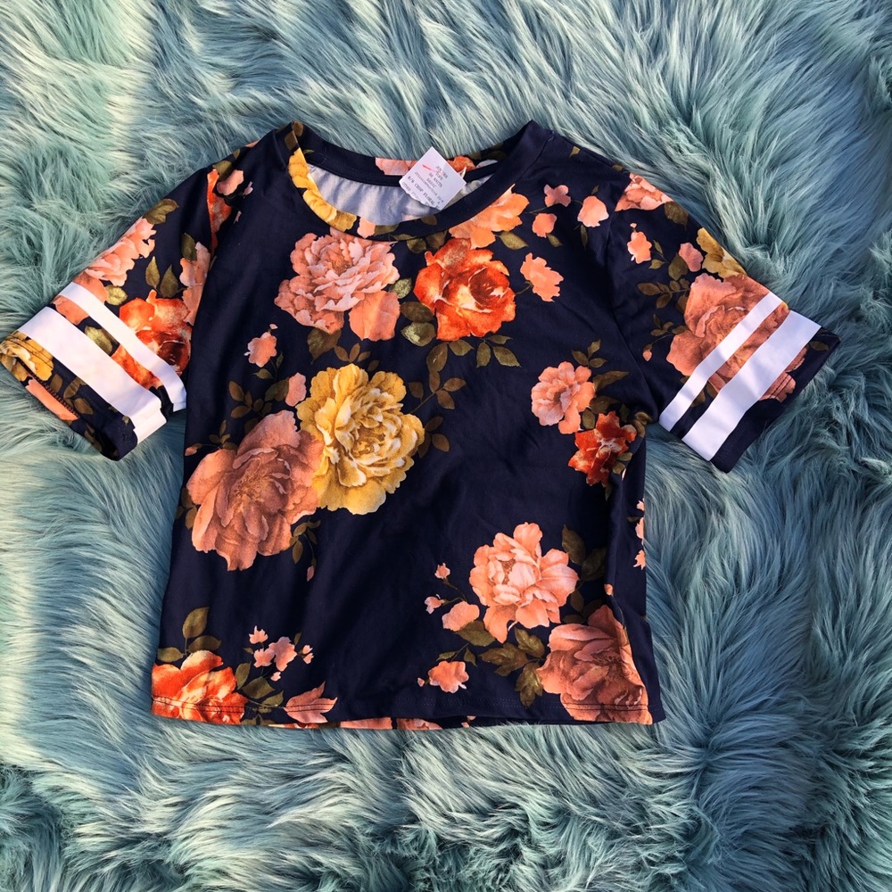 🔥🚨BRAND NEW GIRL SHIRT!!🔥🔥